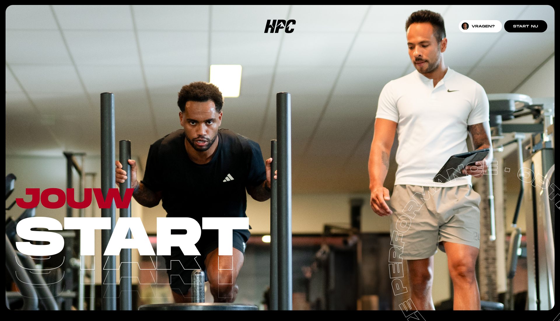 Adobe XD-ontwerpuitsnede van Gymfuls HPC-onepager met twee personen in een trainingsruimte